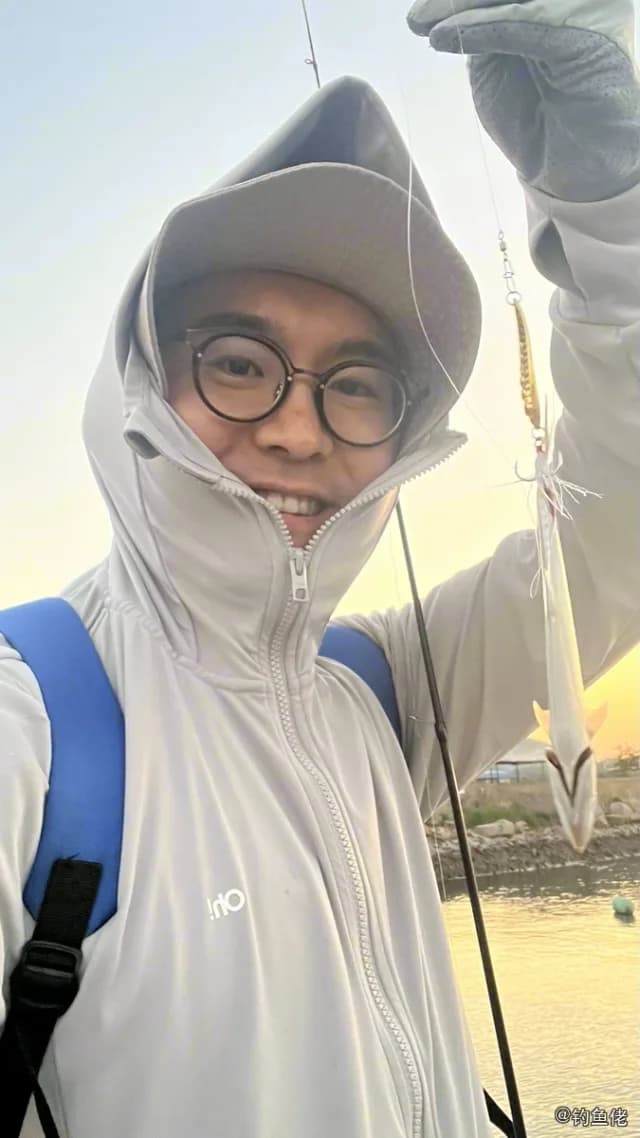蓝点马鲛钓获 营口市